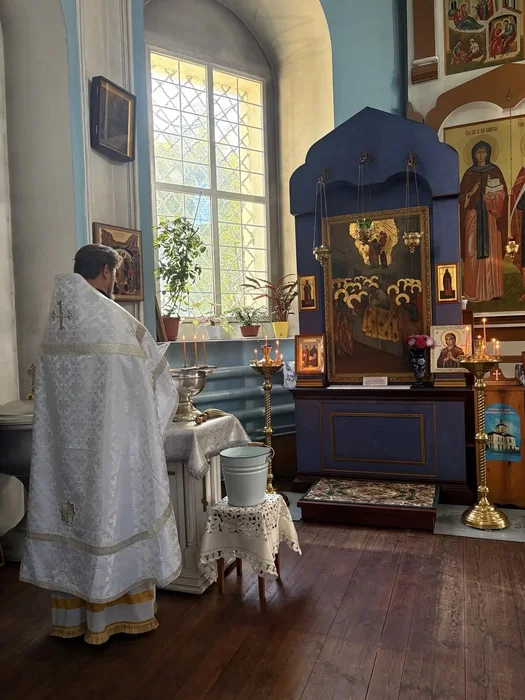 Молебен перед иконой Успения Пресвятой Богородицы