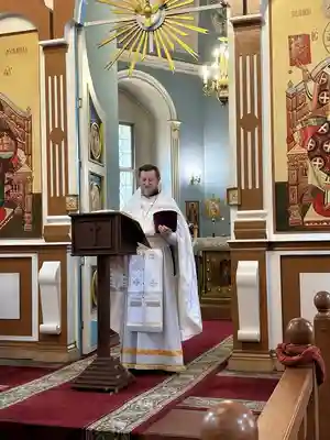 Праздничное богослужение в Успенском соборе Отроч монастыря