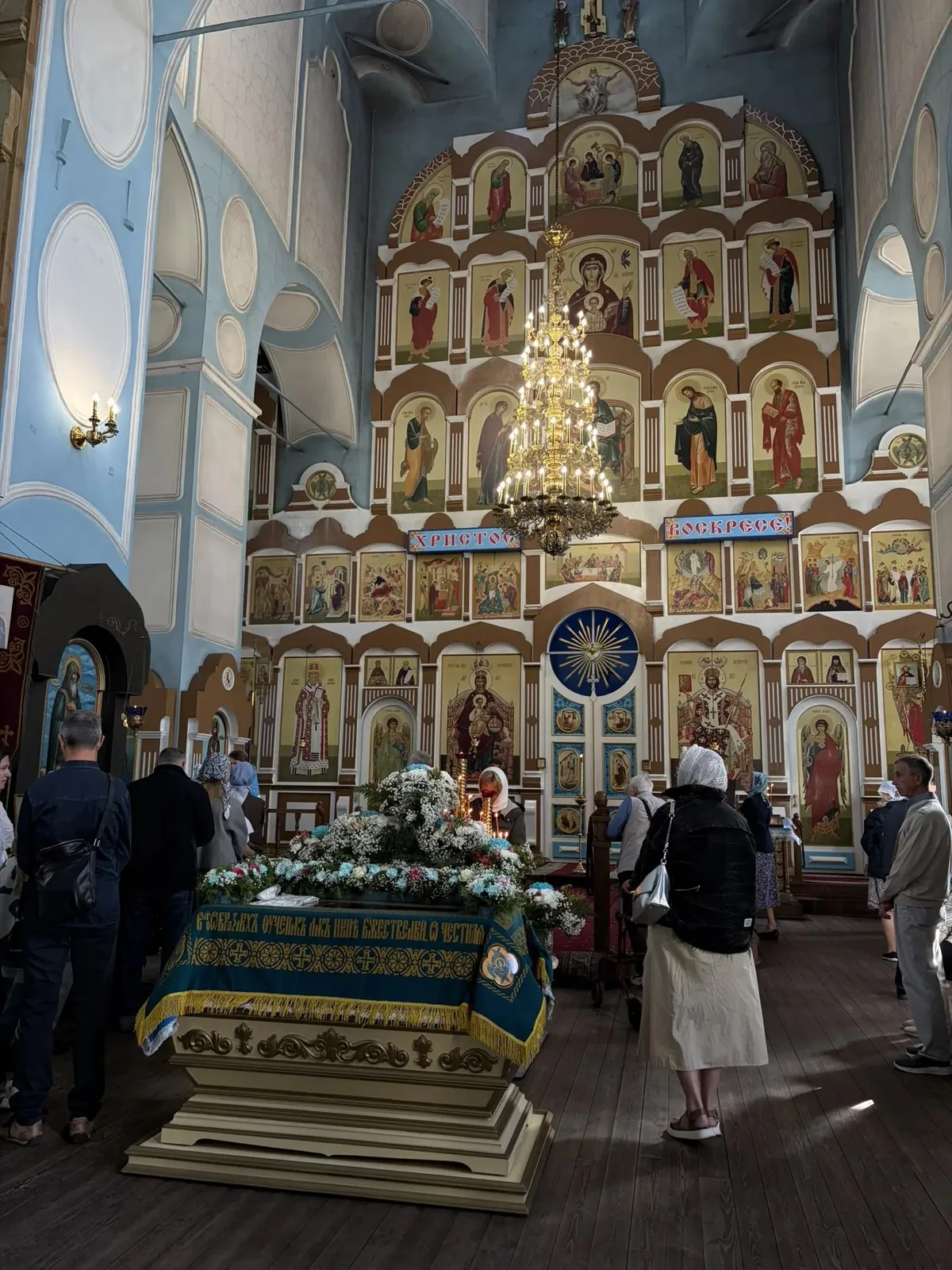 Богослужение перед Плащаницей Пресвятой Богородицы